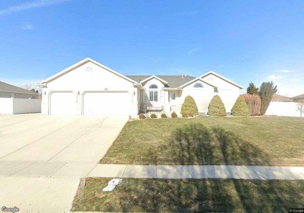 1902 W 10610 S, South Jordan, UT 84095 - photo 1