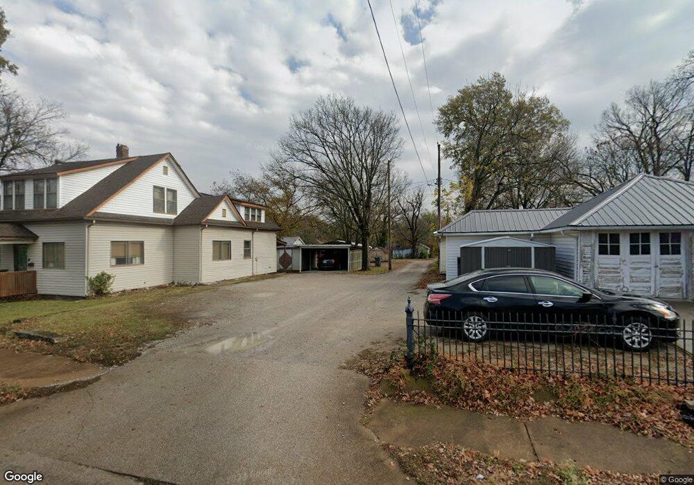 1526 Gabriel Ave, Parsons, KS 67357 - photo 1