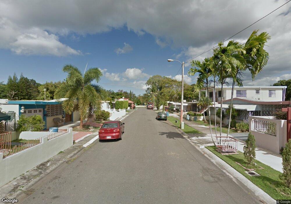 calle 67 Villa Carolina unit 118-25, Carolina, PR 00985 - photo 1