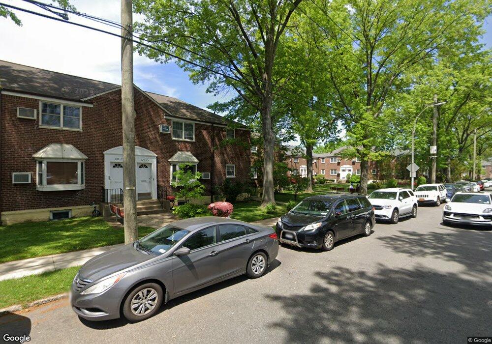 249-25 60th Ave unit Upper, Little Neck, NY 11362 - photo 1