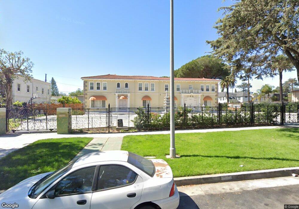 1905 S Victoria Ave, Los Angeles, CA 90016 - photo 1