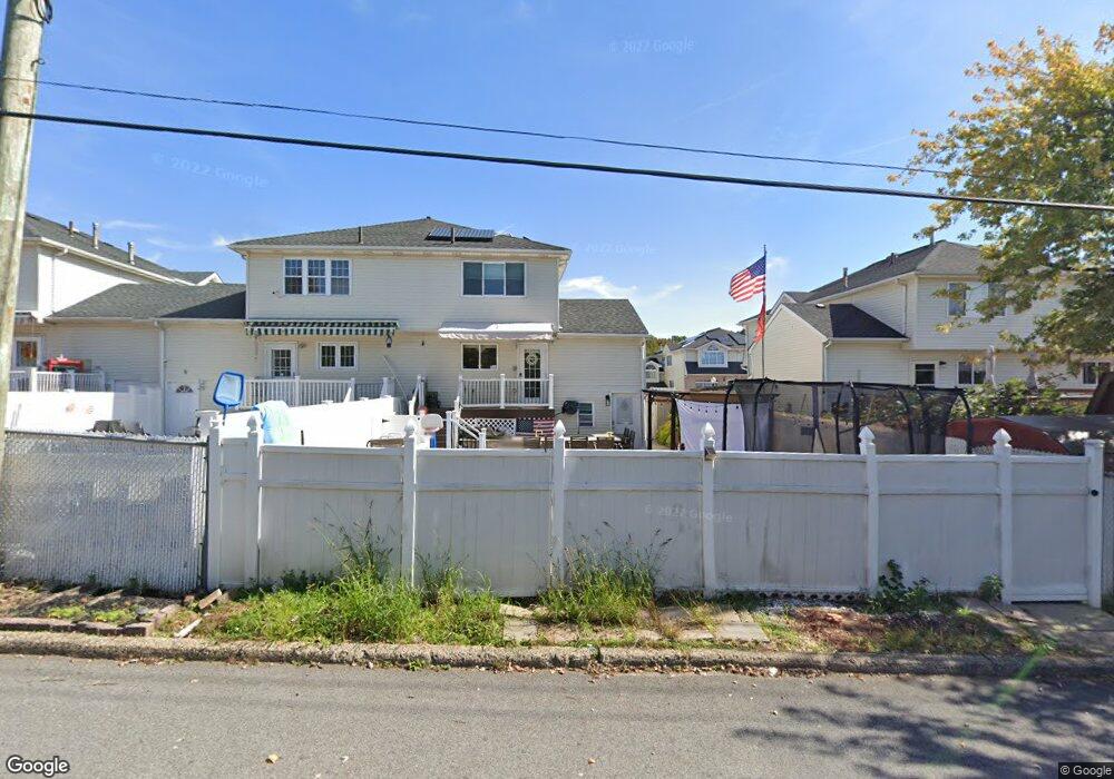 57 Darnell Ln unit 1, Staten Island, NY 10309 - photo 1