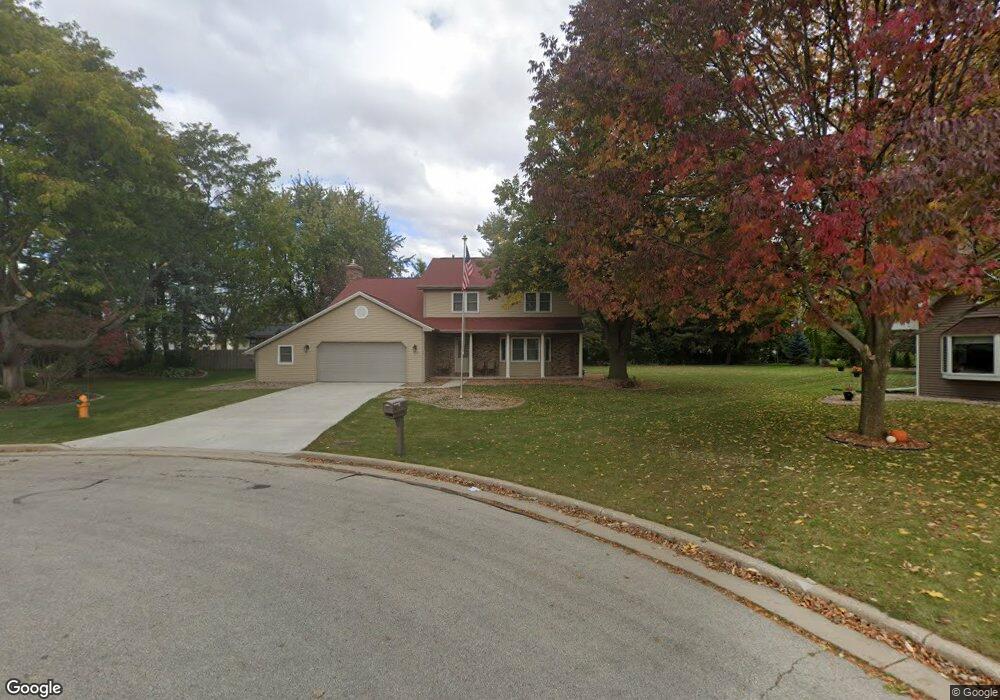 14 Bittersweet Ct, Appleton, WI 54914 - photo 1