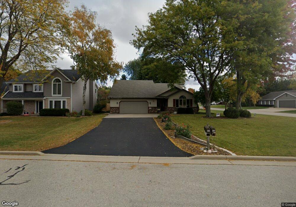 3124 N Country Run Dr, Appleton, WI 54914 - photo 1