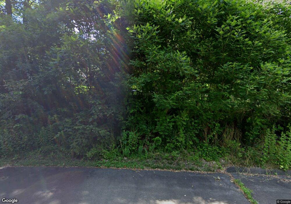 115 Walnut Tree Ln, Guilford, CT 06437 - photo 1