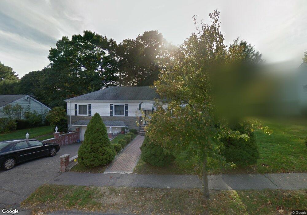 14 Hills View Rd, Milton, MA 02186 - photo 1