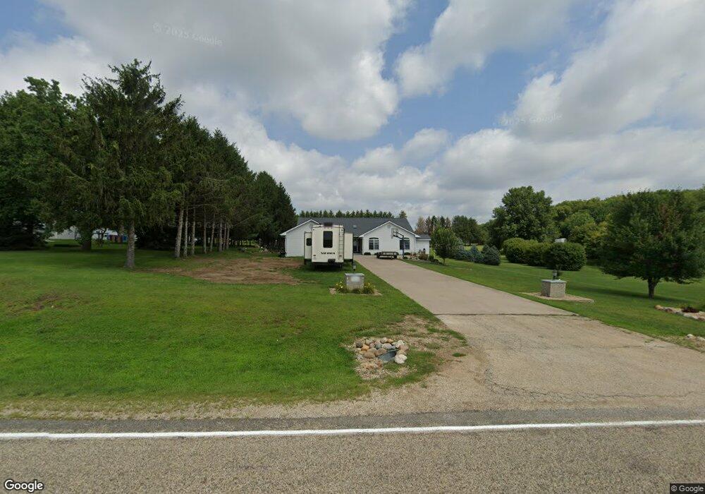 3911 E Rome Rd, Chillicothe, IL 61523 - photo 1