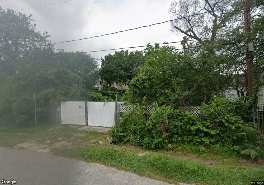 5209 Dunlop St, Houston, TX 77009 - photo 1