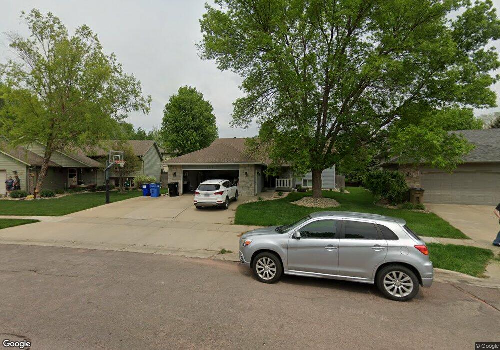 5116 E Blueridge Dr, Sioux Falls, SD 57110 - photo 1