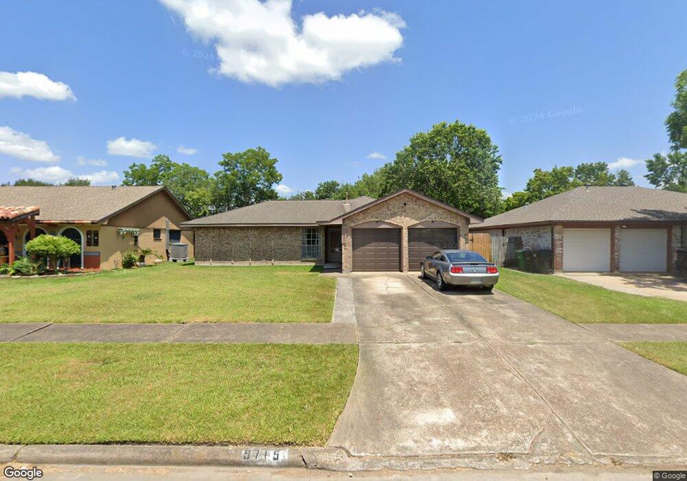 9715 Kirkfalls Dr, Houston, TX 77089 - photo 1