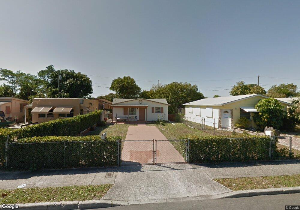 1034 Adams St, West Palm Beach, FL 33407 - photo 1