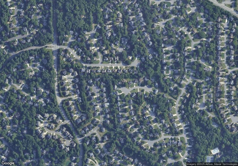 5305 Bentley Hall Dr, Alpharetta, GA 30005 - photo 1