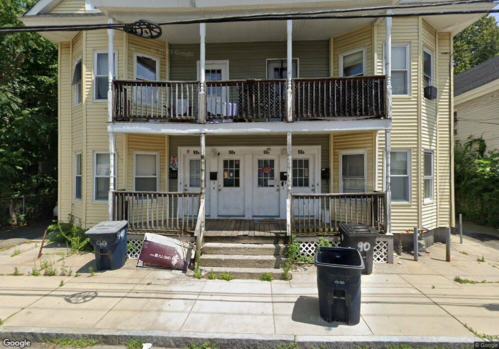 90 Pine St unit B, Nashua, NH 03060 - photo 1