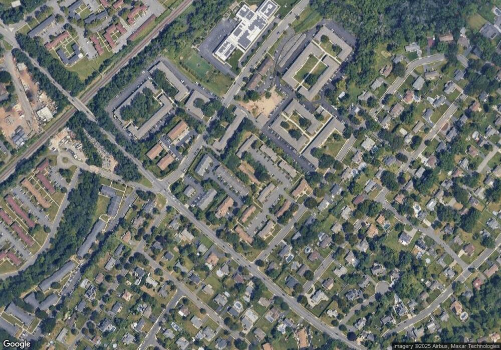 63 Briarwood Path unit 63, Clark, NJ 07066 - photo 1