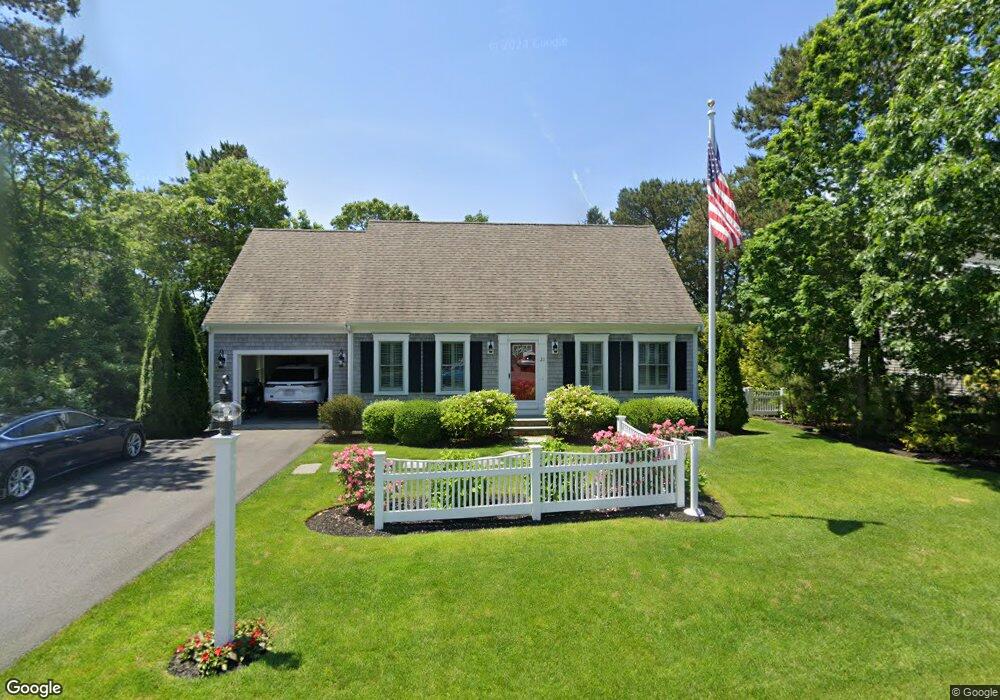 21 Dovetail Ln, Cotuit, MA 2635 - photo 1