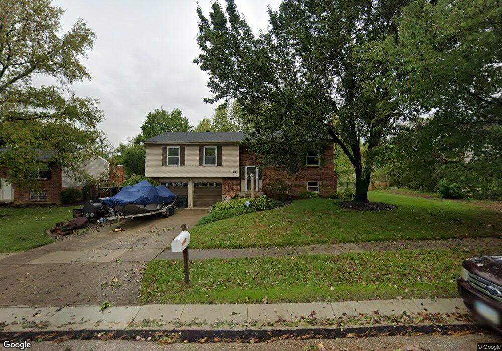 1915 Windhill Terrace, Cincinnati, OH 45255 - photo 1