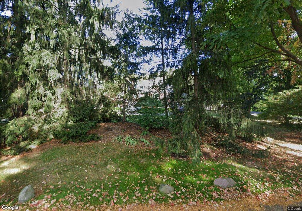 1992 Redding Rd, Birmingham, MI 48009 - photo 1