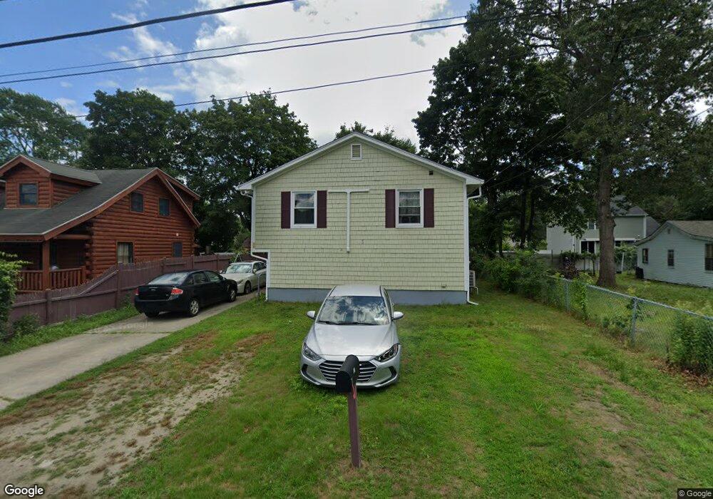 28 Noyes St, Warwick, RI 02886 - photo 1