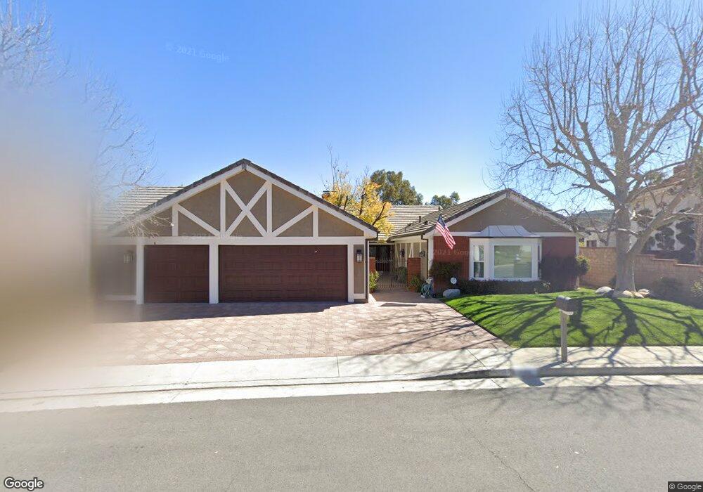 4528 Dulcinea Ct, Woodland Hills, CA 91364 - photo 1