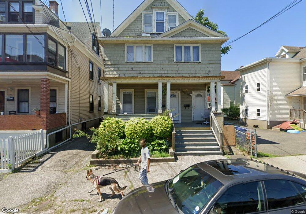 315 Coleman St unit 317, Bridgeport, CT 06604 - photo 1