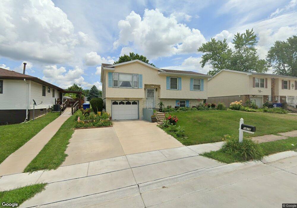 1615 N Stark St, Davenport, IA 52804 - photo 1