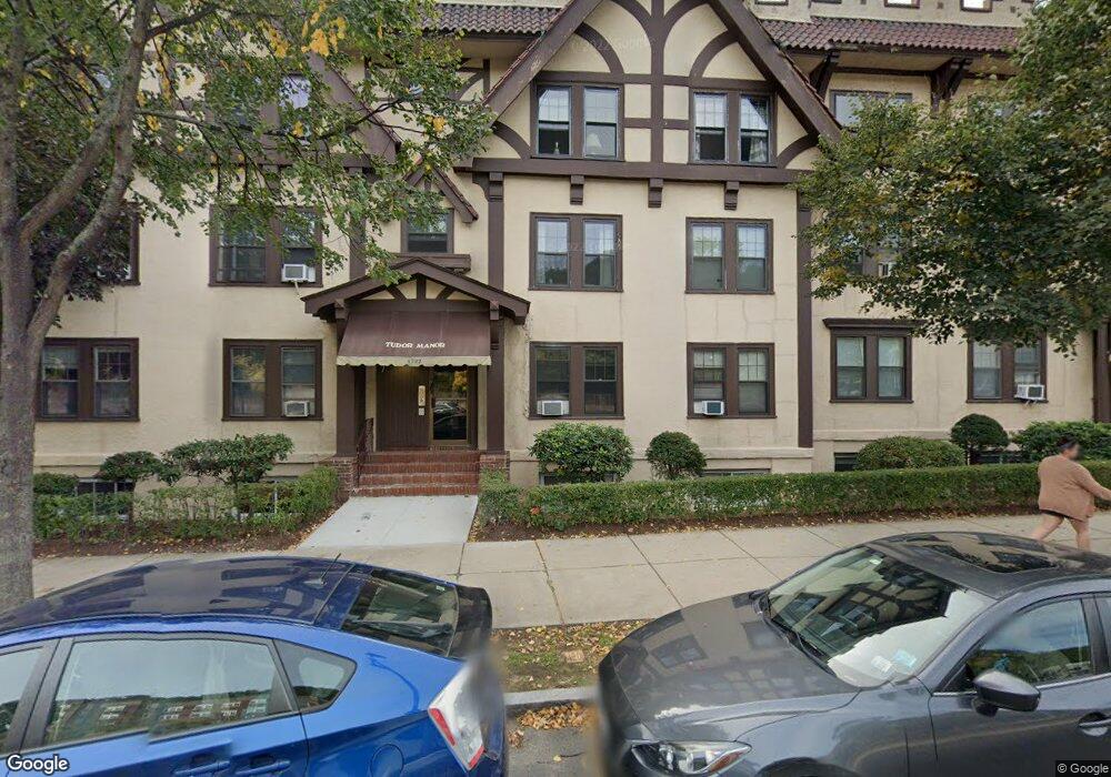 1722 Commonwealth Ave unit 5, Brighton, MA 02135 - photo 1