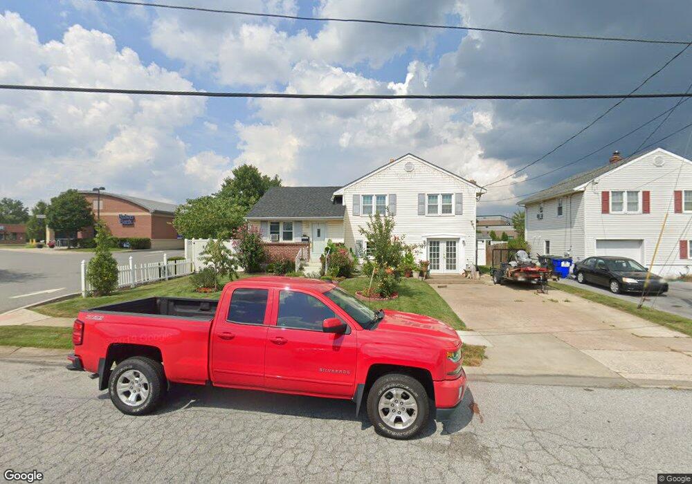 3911 Woodhaven Dr, Wilmington, DE 19808 - photo 1