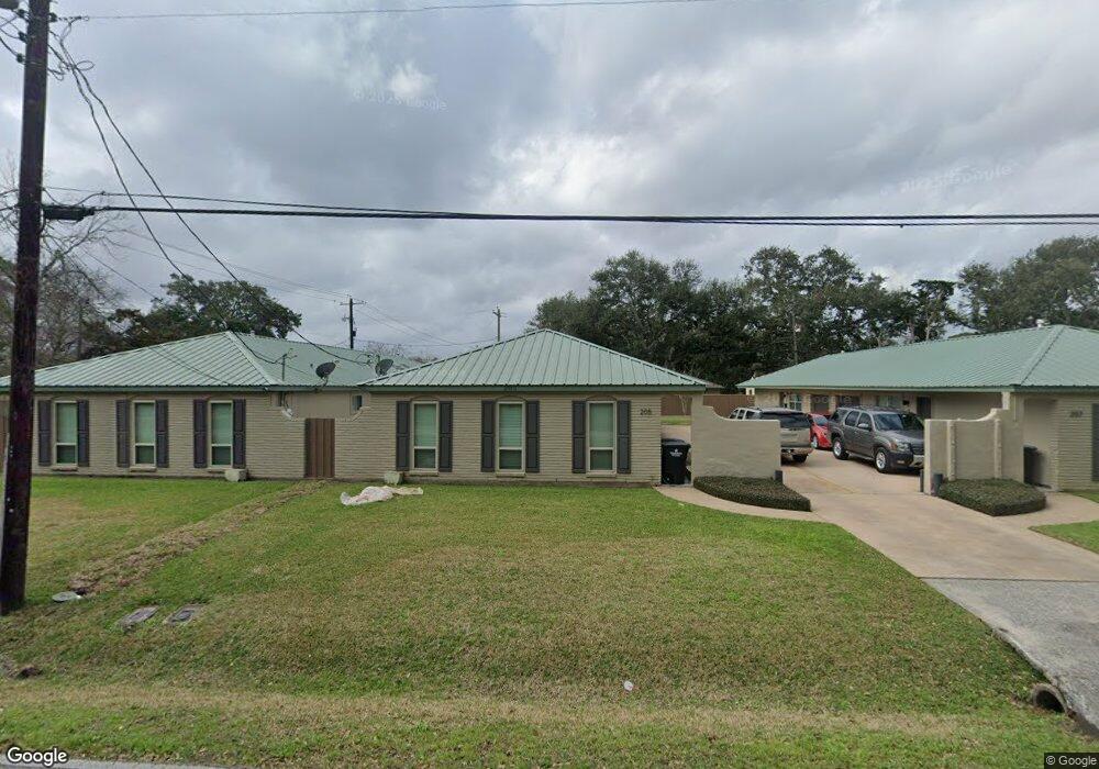 205 N Ormsby St, Alvin, TX 77511 - photo 1