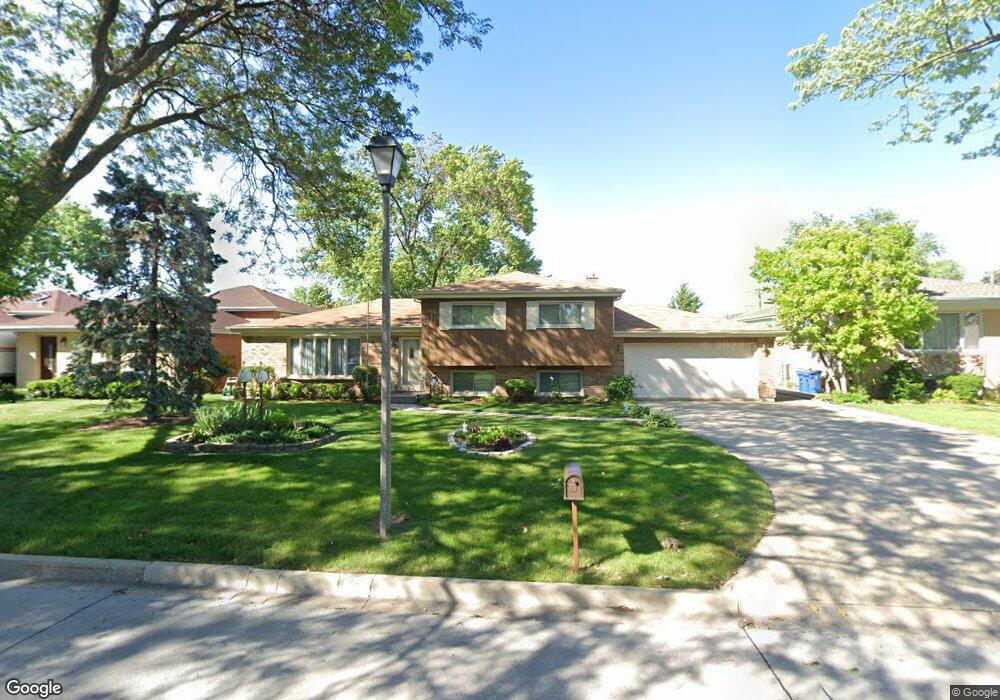 223 W Kimbell Ave, Elmhurst, IL 60126 - photo 1