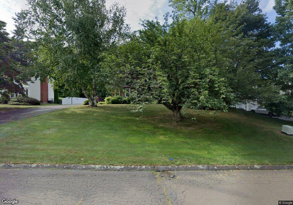 37 Woodside Dr, Unionville, CT 06085 - photo 1