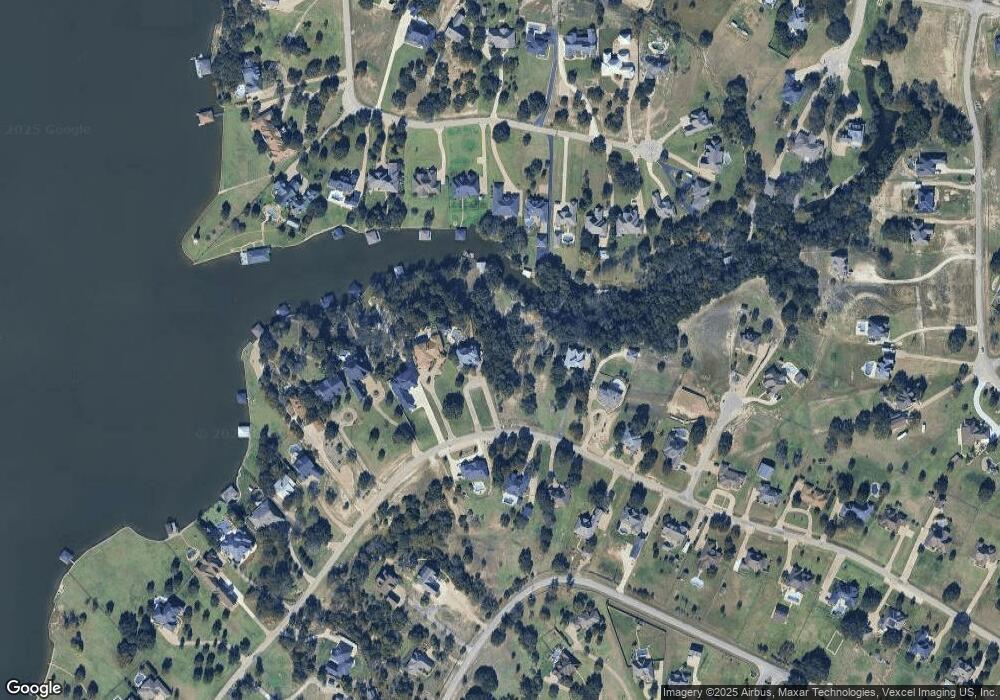 2006 W Emerald Bend Ct, Granbury, TX 76049 - photo 1