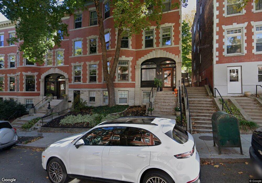 20 Claflin Rd unit 3, Brookline, MA 02445 - photo 1