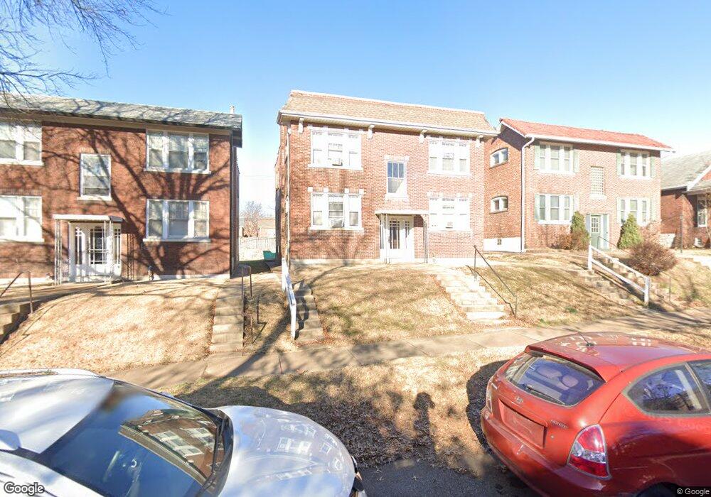 5231 Bancroft Ave, Saint Louis, MO 63109 - photo 1