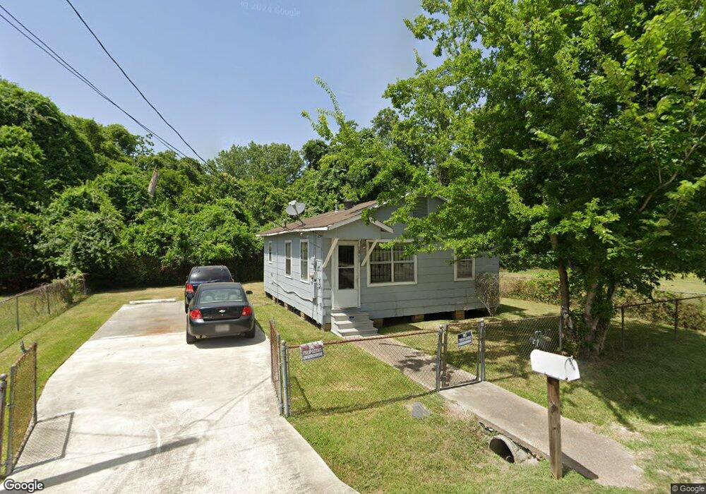 1816 Dewalt St, Houston, TX 77088 - photo 1