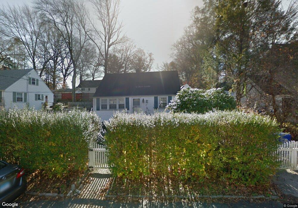 6 Gordon St, Norwalk, CT 06850 - photo 1