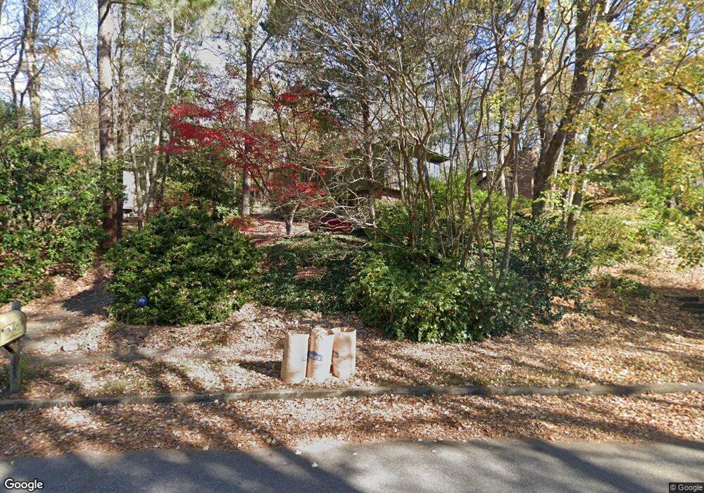 2112 Whiteoaks Dr, Alexandria, VA 22306 - photo 1