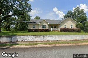 124 Bacon St, Irwinton, GA 31042