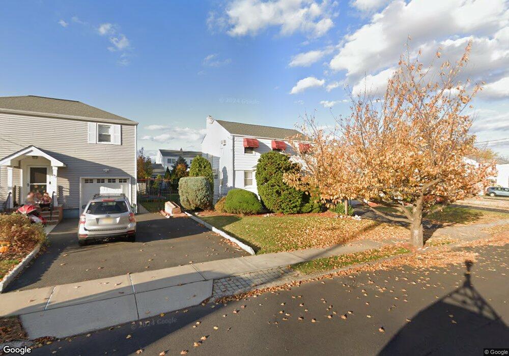 95 Hillman Dr, Elmwood Park, NJ 07407 - photo 1