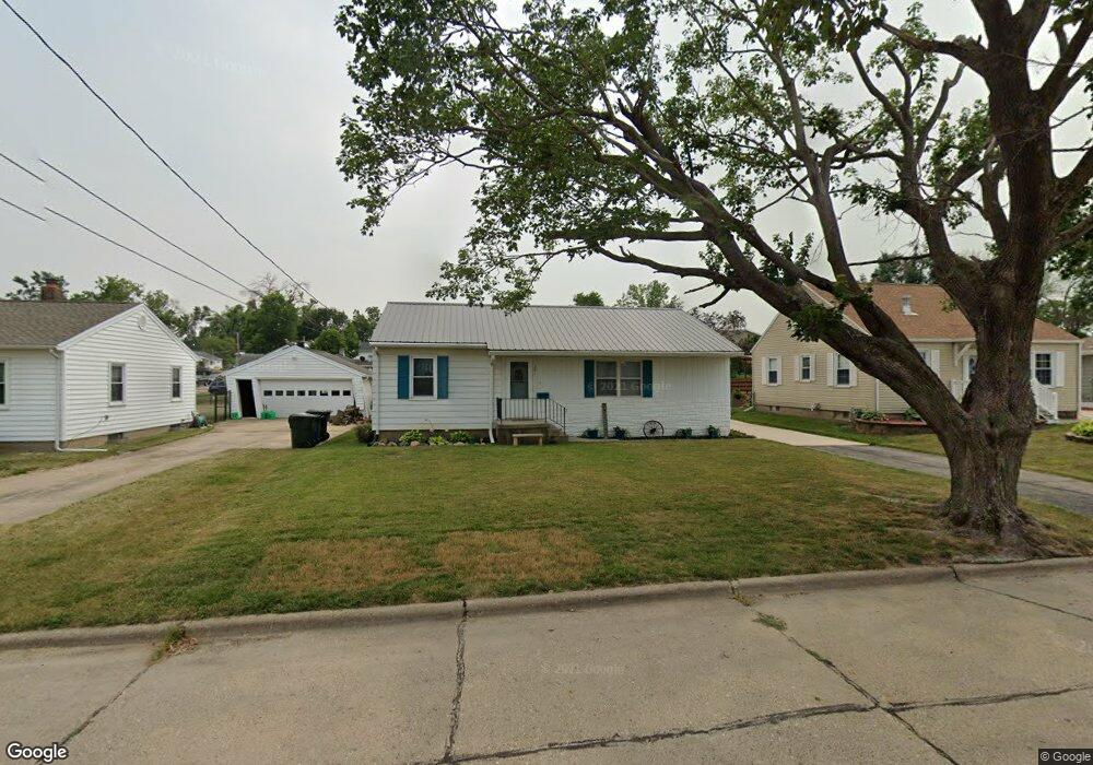 281 25th Ave SW, Cedar Rapids, IA 52404 - photo 1