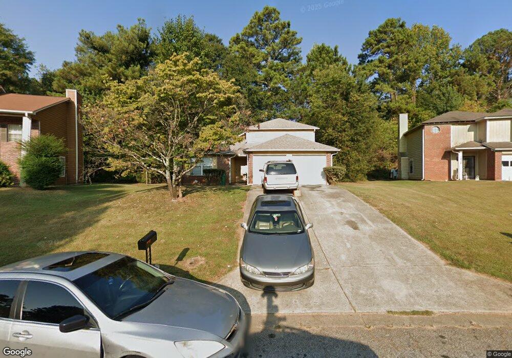 1936 Corners Cir, Lithonia, GA 30058 - photo 1