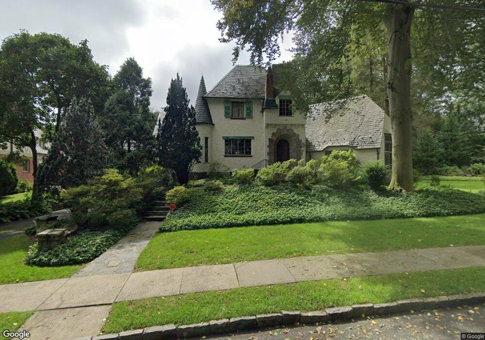 25 Beechmont Ave, Bronxville, NY 10708 - photo 1