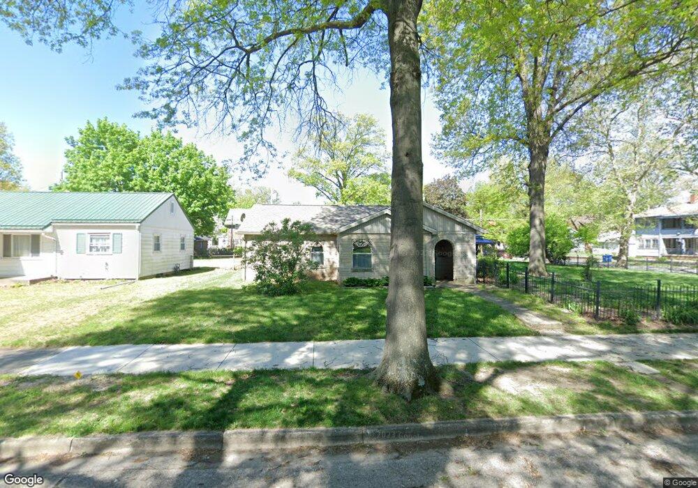 209 S 23rd St, Terre Haute, IN 47803 - photo 1