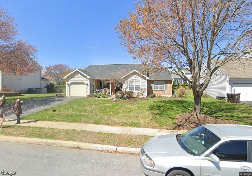 1107 Heathrow Ct, Reading, PA 19606 - photo 1