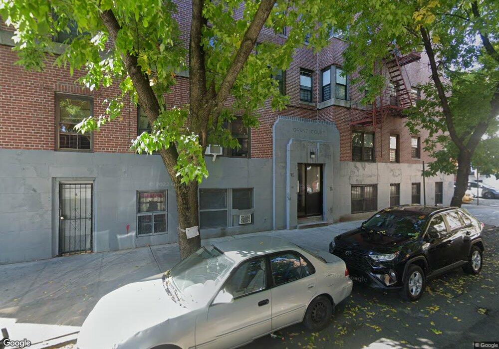 256 E 166th St, Bronx, NY 10456 - photo 1