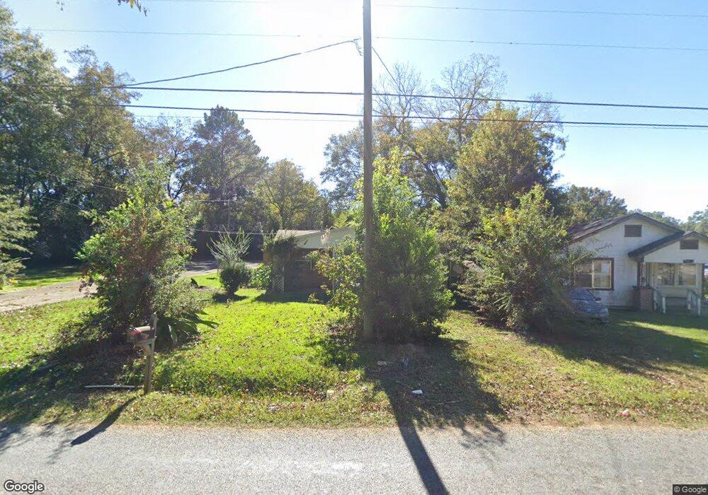 1088 McComb Holmesville Rd, McComb, MS 39648 - photo 1