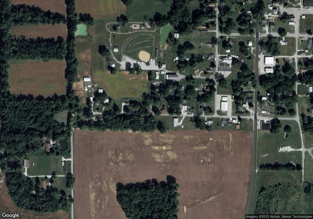 313 W Jackson St, Edwardsport, IN 47528 - photo 1