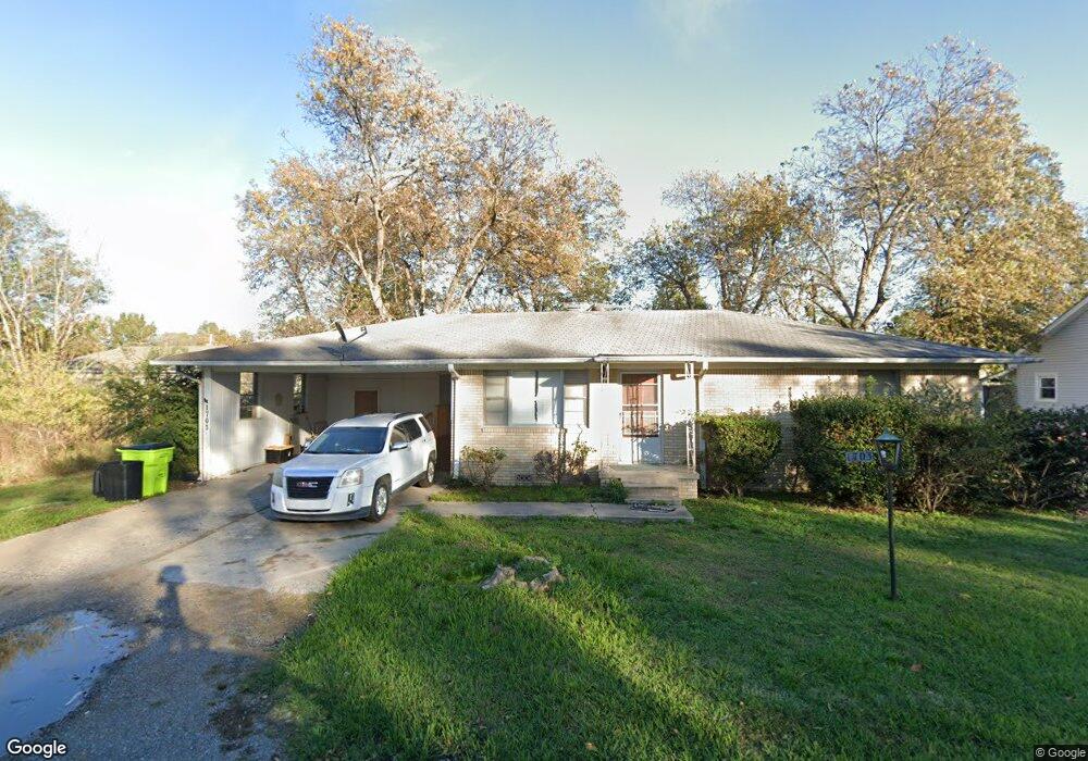 1703 S Maple St, Stuttgart, AR 72160 - photo 1