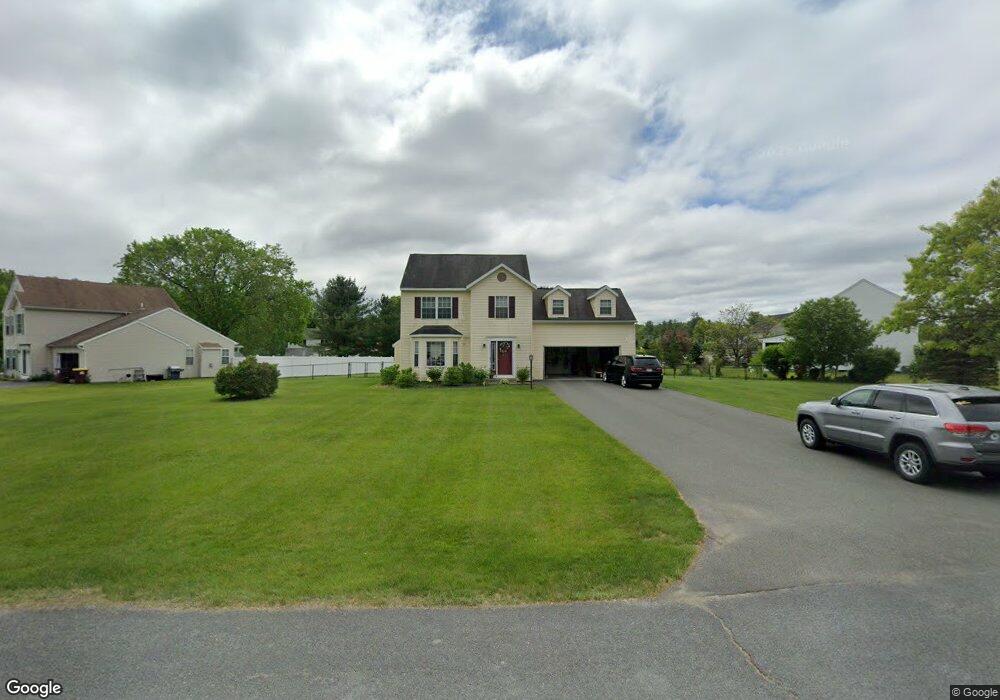 28 White Tail Cir, Wynantskill, NY 12198 - photo 1