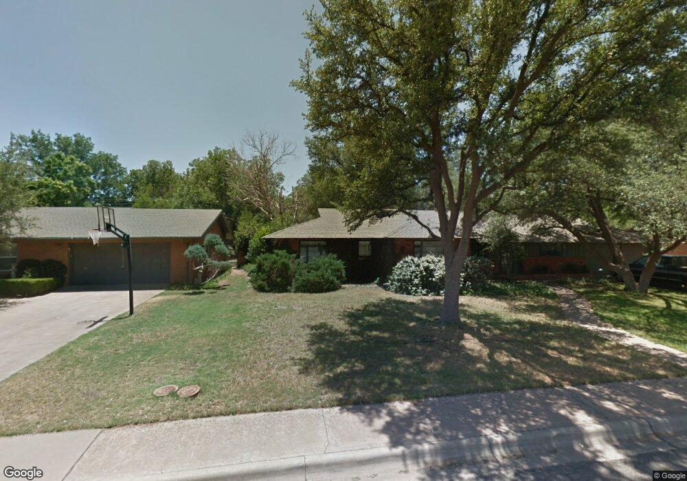 2207 Bedford Dr, Midland, TX 79701 - photo 1