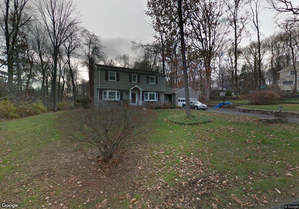 35 Clarion Place, Trumbull, CT 06611 - photo 1